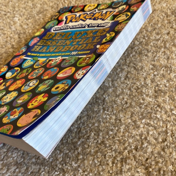 Pokémon Deluxe Essential Handbook - Picture 5 of 7